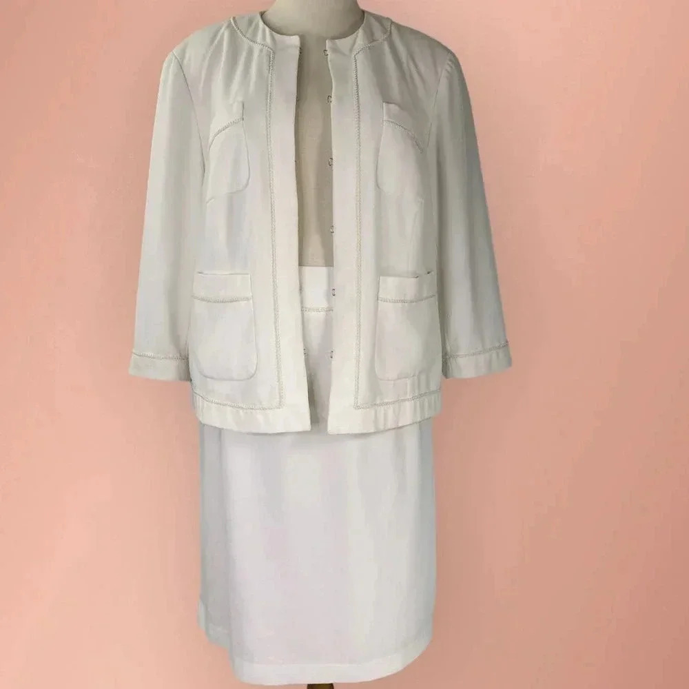 Focus on Suits Two Piece Blazer Suit Jacket Pencil Skirt Set Size 22W Ivory
